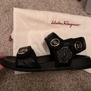 Salvatore Ferragamo sandals 8.5 with duster bag